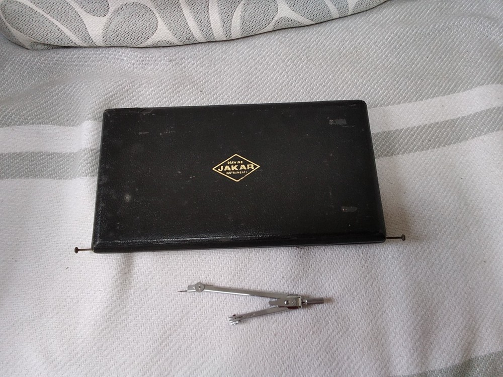 JAKAR Drawing Instruments