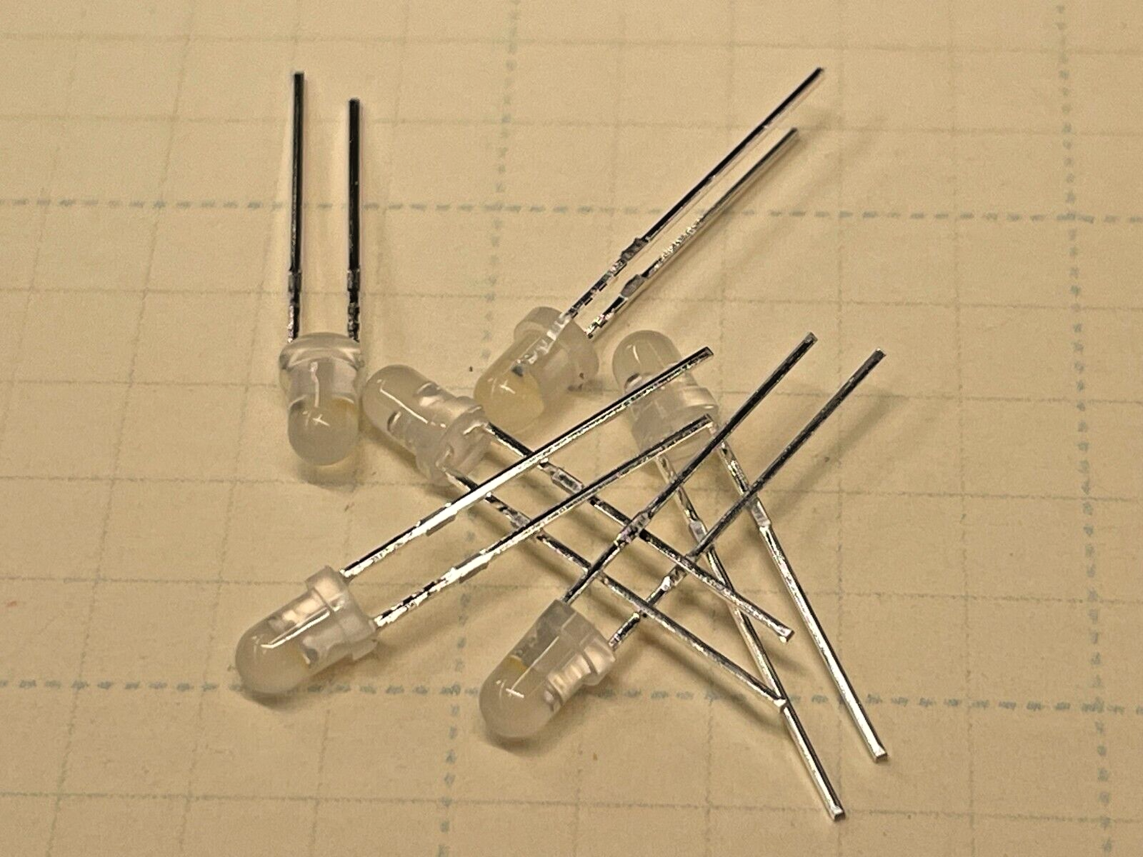 Slow 0.5 Hz Blink Flash Diffused Warm White 3mm LED Blinking Flashing Qty 50