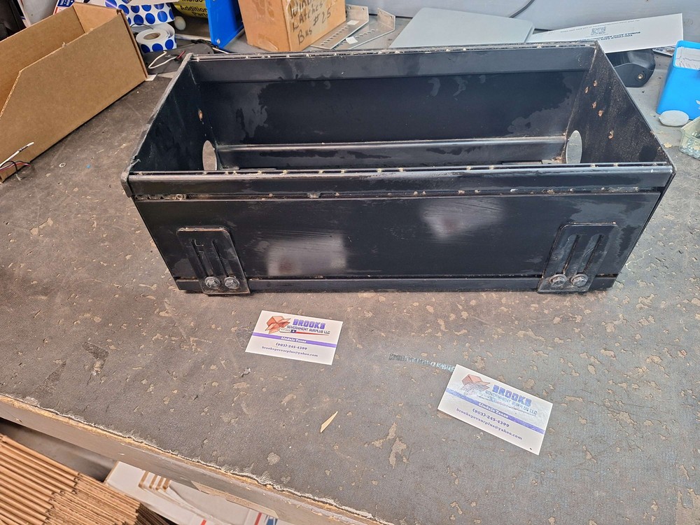 Havis C-1800-H center console universal box