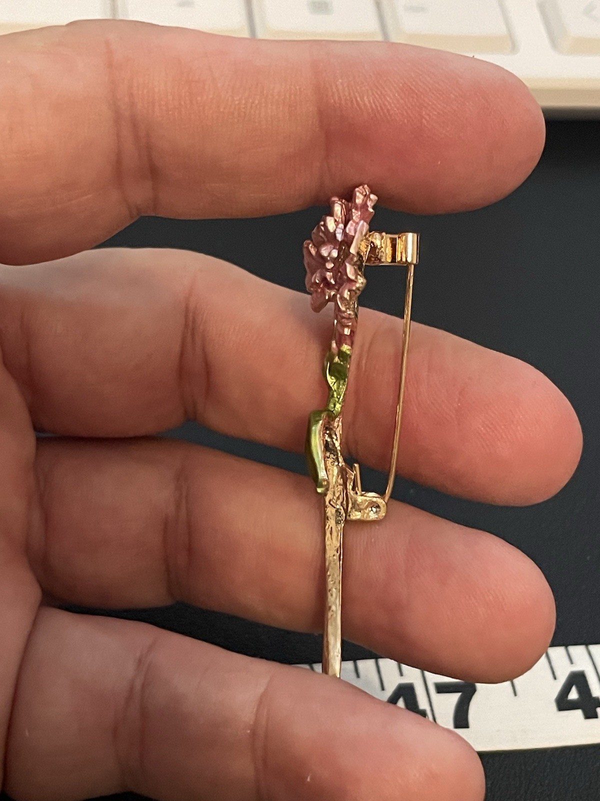 Pink Carnation Enamel Pin Brooch Pink Gold Tone Fashion Pin New