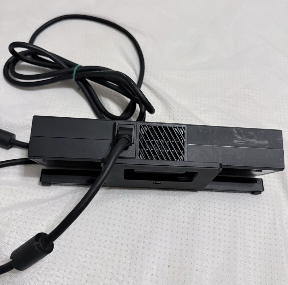 Microsoft Xbox One Kinect Motion Sensor Camera Black Wired for Console
