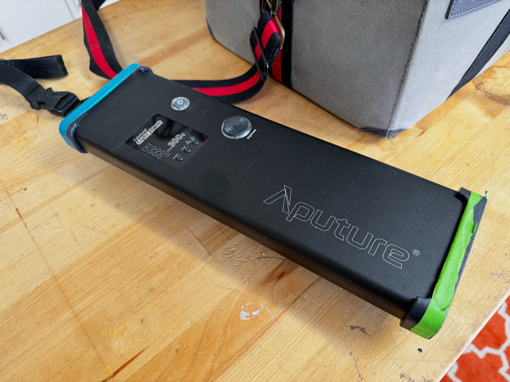 Aputure LS C300D V-Mount LED Light - Mark 1