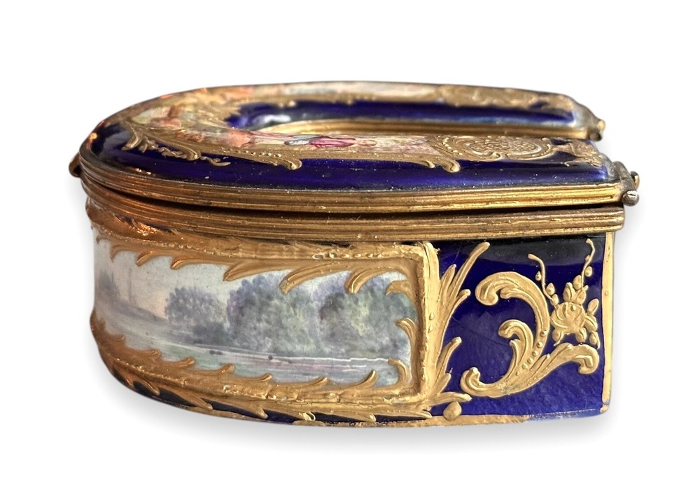 Sevres Box Horshehoe Shaped Snuff Box