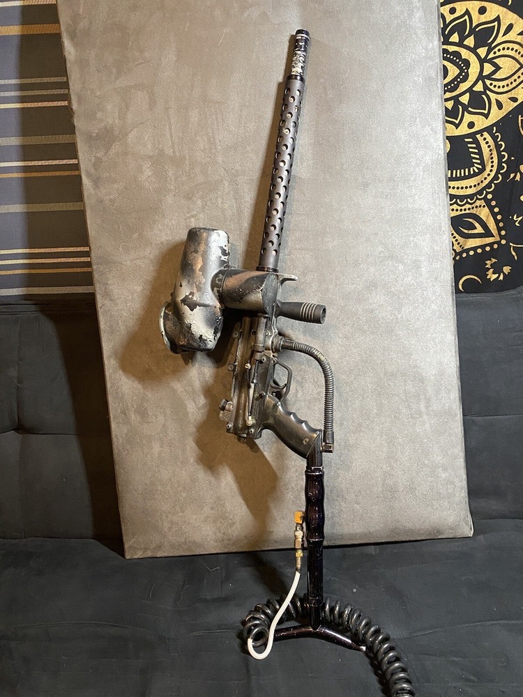 Tippmann A5 Custom Paintball Gun + GEAR