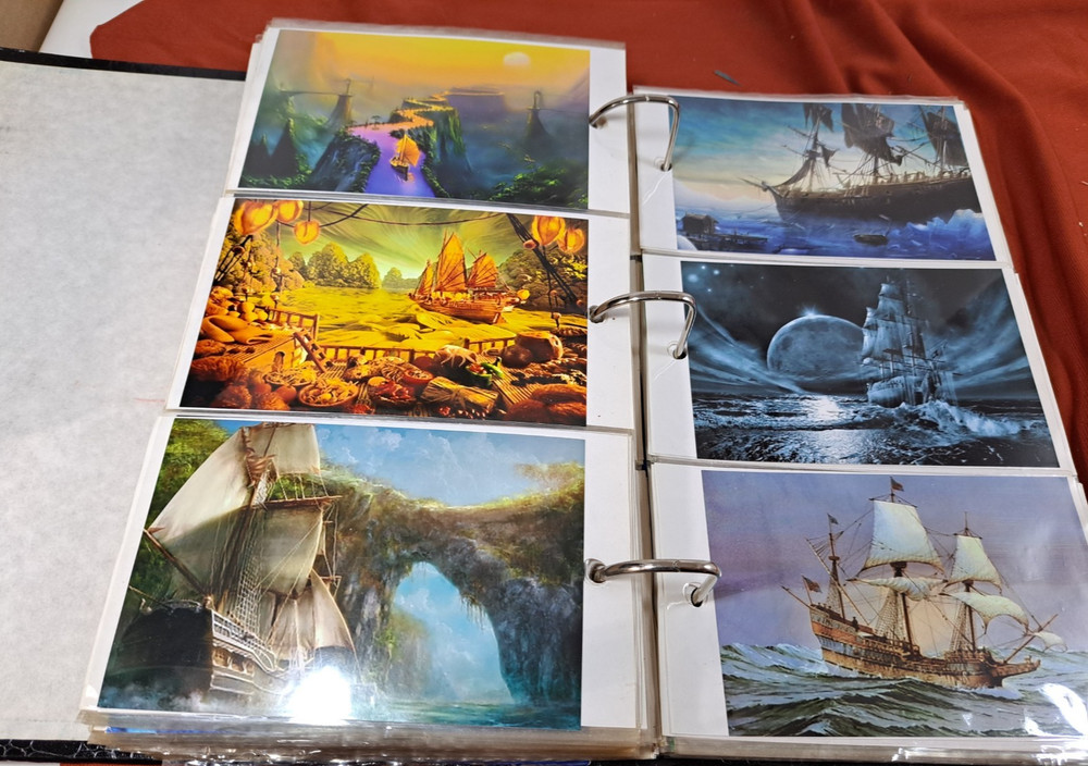 BLACK ALBUM W/100 FULL COLOR LIGHTHOUSES, 249 SHIPS