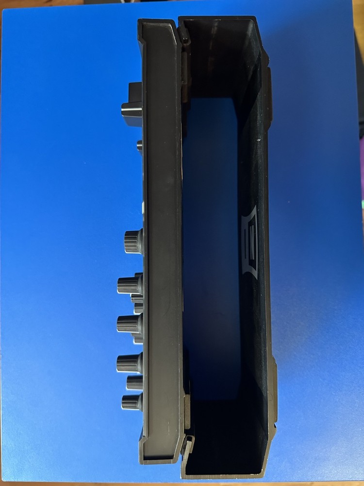 Native Instruments Traktor Kontrol Z1 DJ Mixing Interface