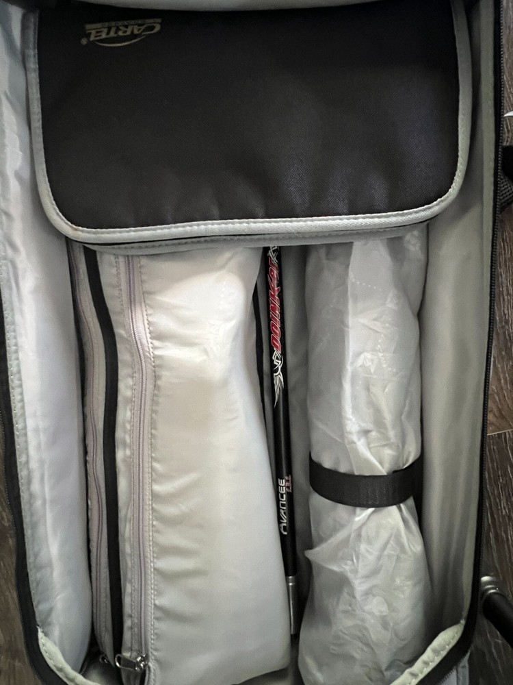 Krossen Bow- Blue Riser & Black Limbs Includes Sight and Stabilizer w/ Backpack