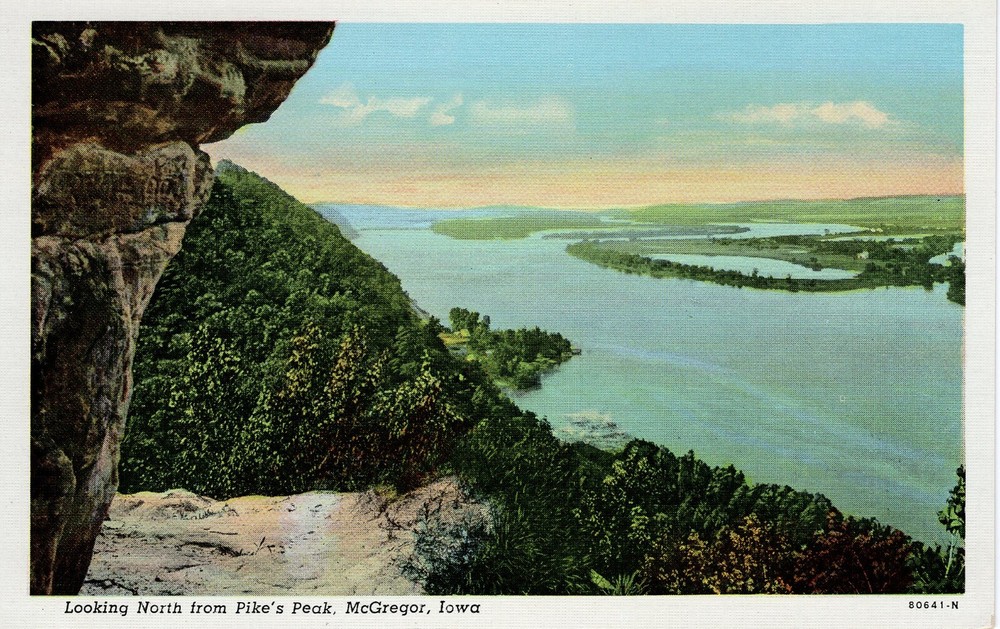 LOOKING NORTH FROM PIKE'S PEAK, McGREGOR, IA - PC5250