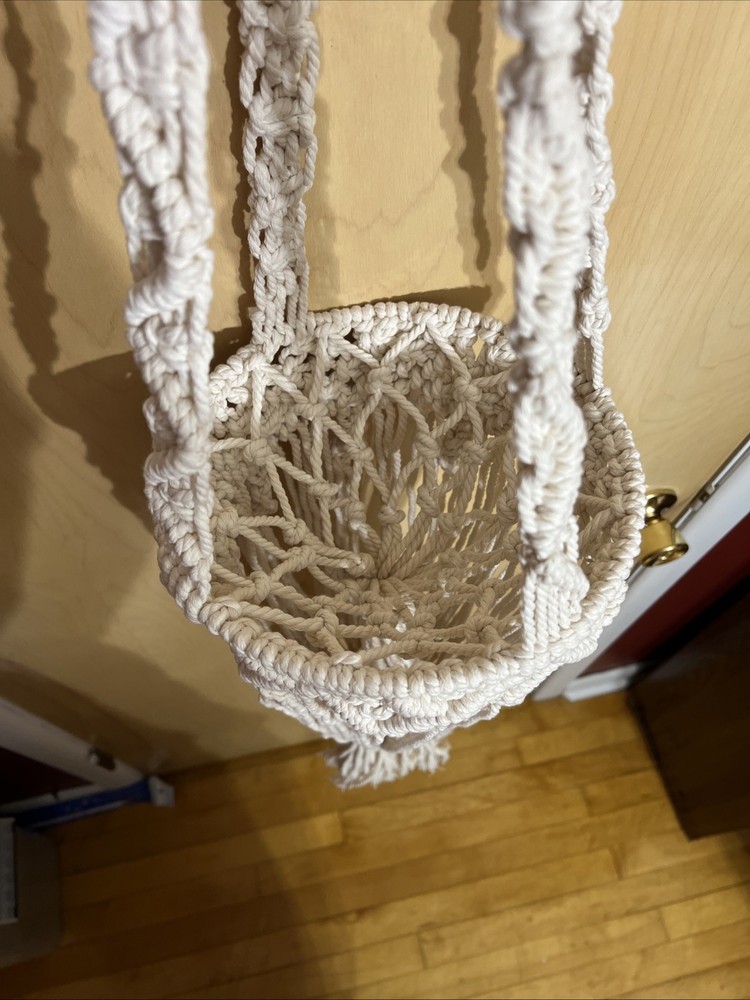 macrame plant hanger