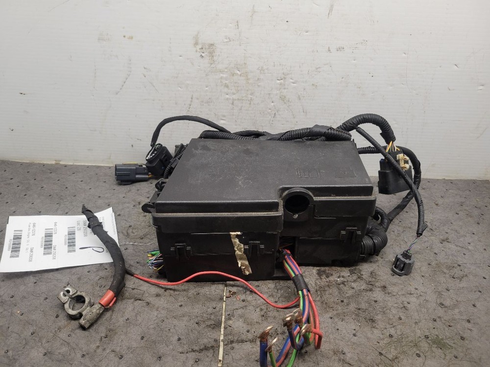 Fuse Box Engine Fits 19 ESCAPE 1608989