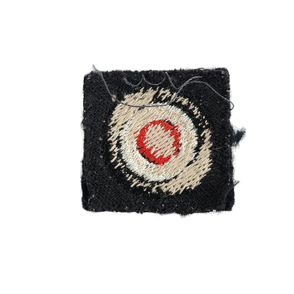 Heer Cockade on Green Wool