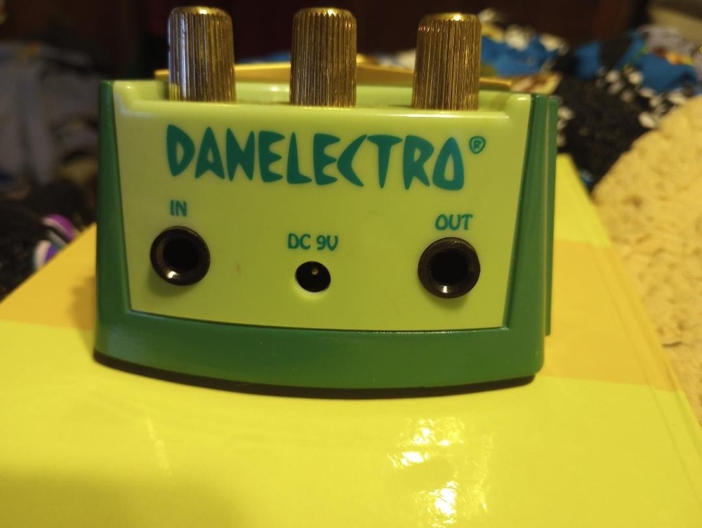 DANELECTRO-BACK TALK-REVERSE DELAY-VINTAGE PEDAL