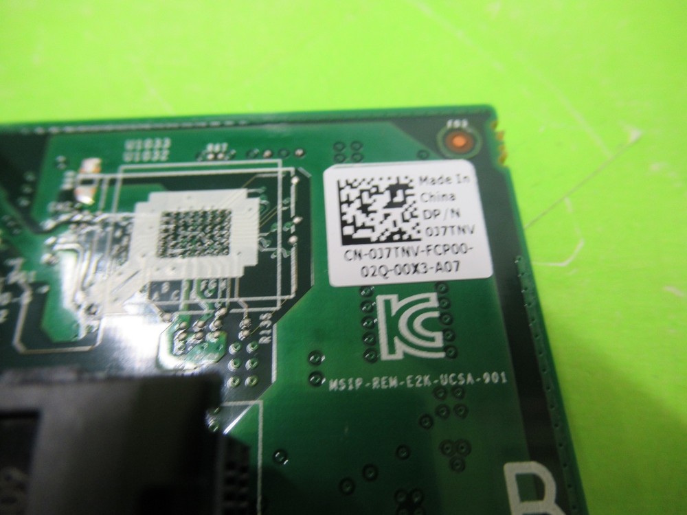 DELL PERC HBA330 12GBPS SAS PCI-E RAID Controller 0J7TNV Low Profile