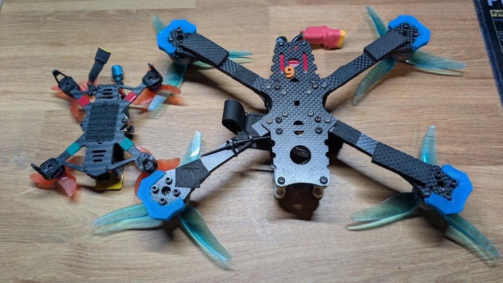 HdZero FPV BUNDLE - Goggles + 2 Drones