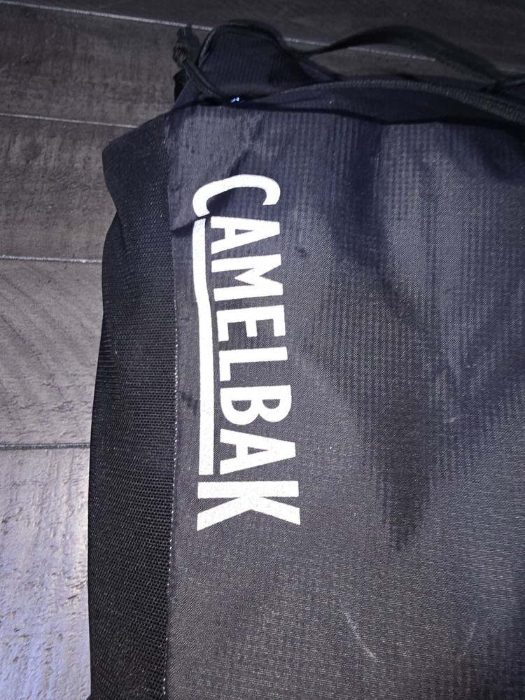 Camelbak Rogue Hydration Pack 85oz Black/Graphite