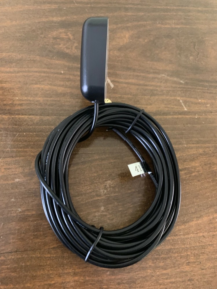 DAM1575A4 GPS Active Antenna