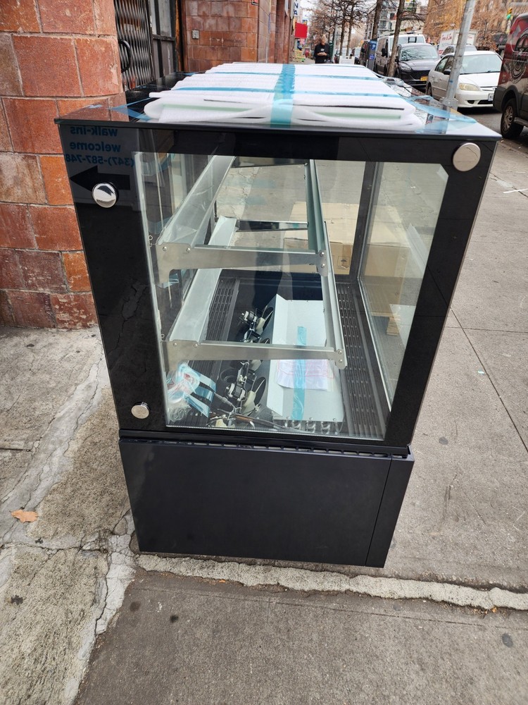 Spartan Refrig SCC-36 36" Refrigerated Display Case