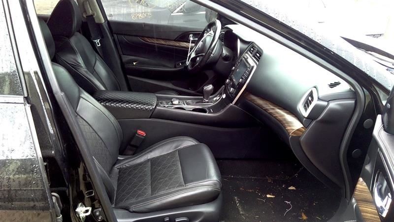 MAXIMA 2016 Fuse Box Cabin 1038359421