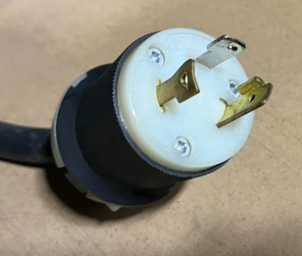 Crown Macro-Tech 3600vz Amplifier , L5 30 Connector