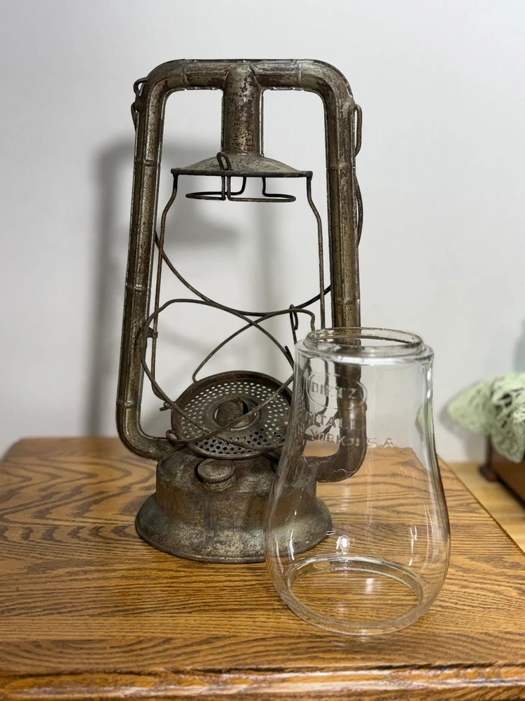 Dietz Monarch Lantern