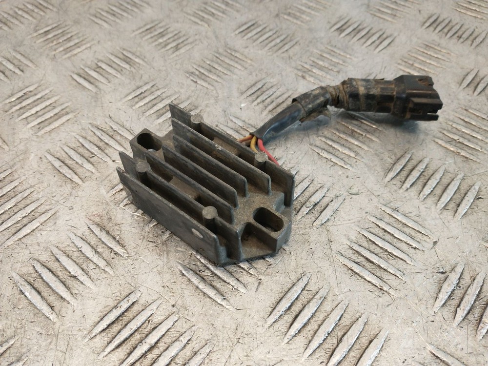 0 SUZUKI RMZ 450  RECTIFIER REGULATOR