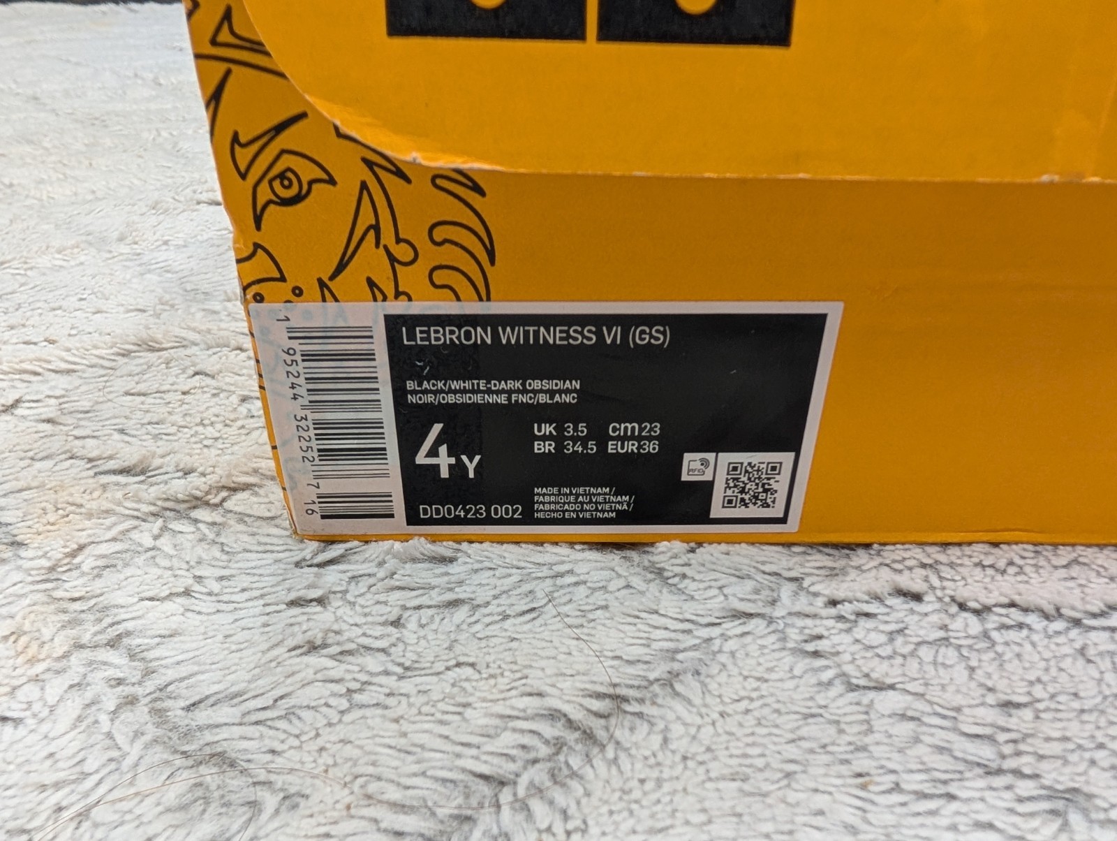 Nike Lebron Witness VI (GS) Black White Basketball Shoes Boys Size 4Y DD0423-002