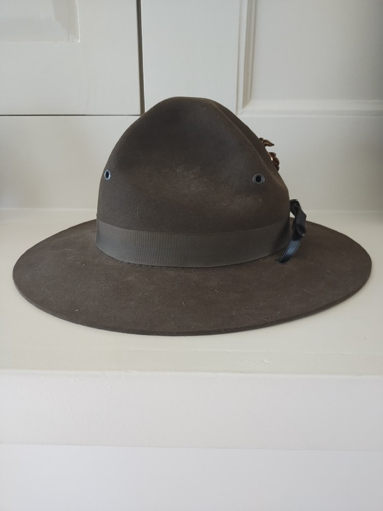 USMC Campaign Hat w/ Eagle Globe Anchor – Drill Instructor Style – Brown Felt
