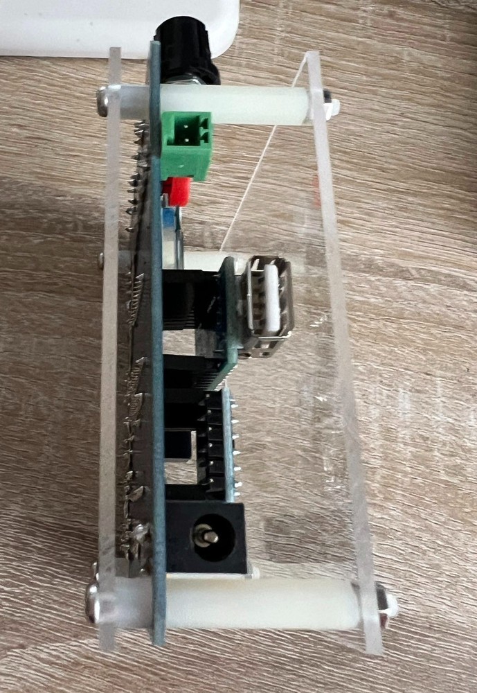 Control Device with "Densha De Go!" controller for Model Train.