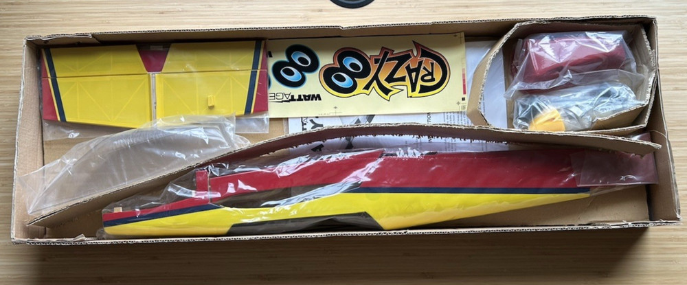 Wattage Crazy 8 Airplane Kit