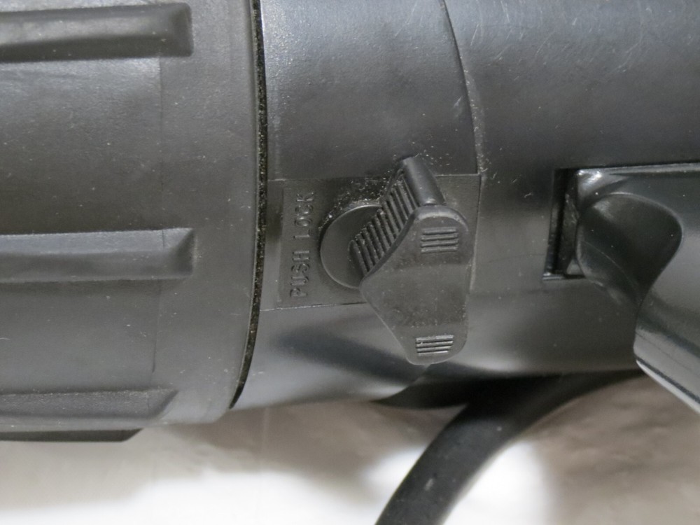 UNDERWATER KINETICS D8 Xenon Dive Light