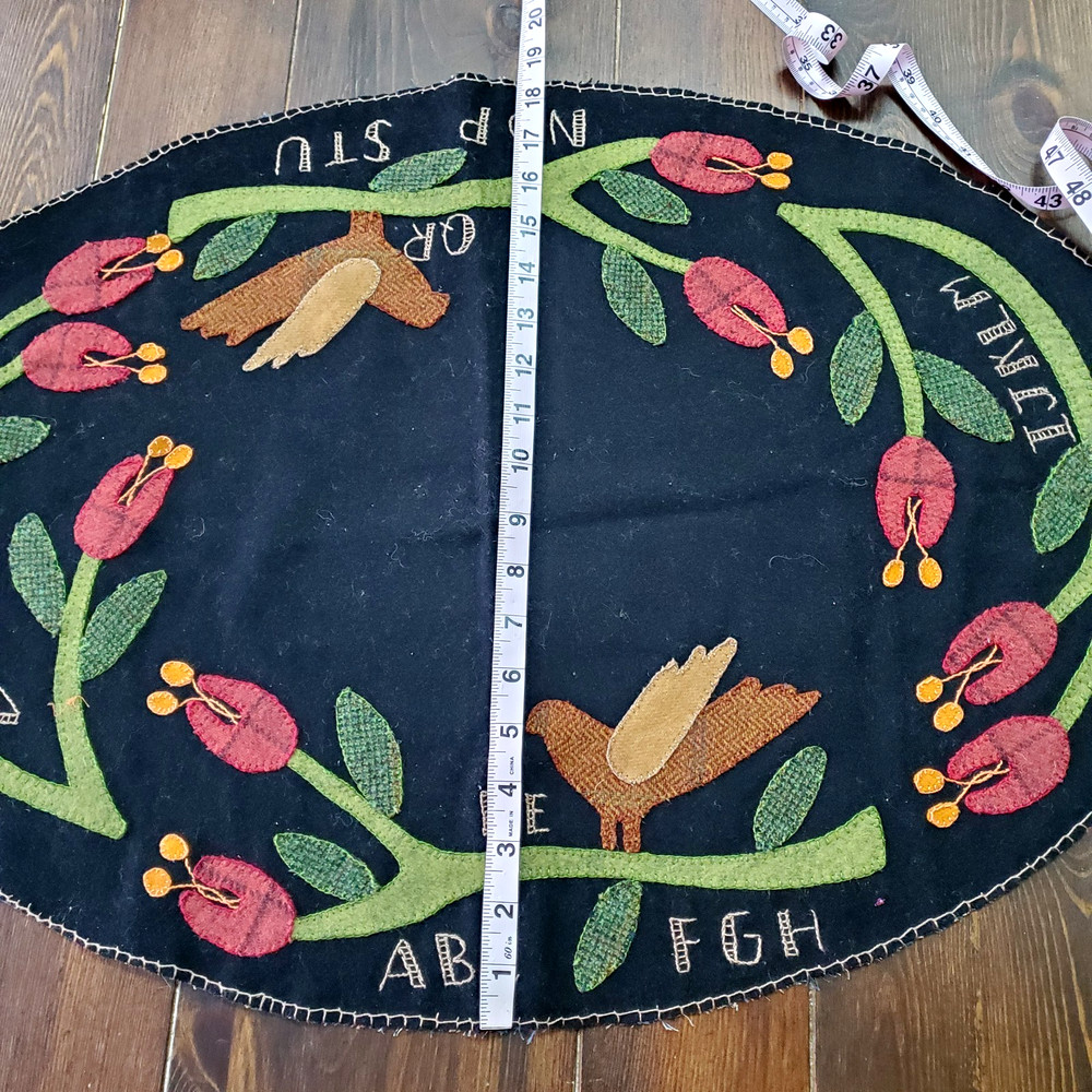 Handmade Summer Sampler Table Mat Finished Wool Applique Primitive Gathering 27"