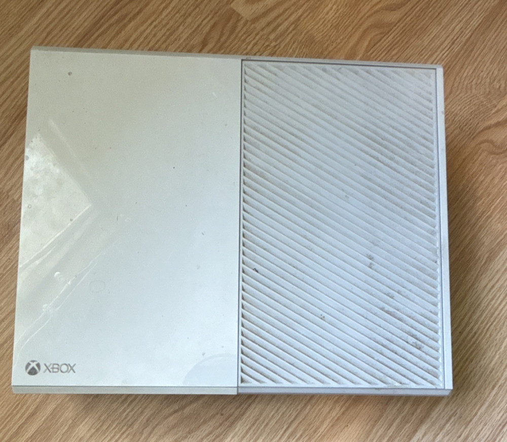 Microsoft Xbox One  White Console