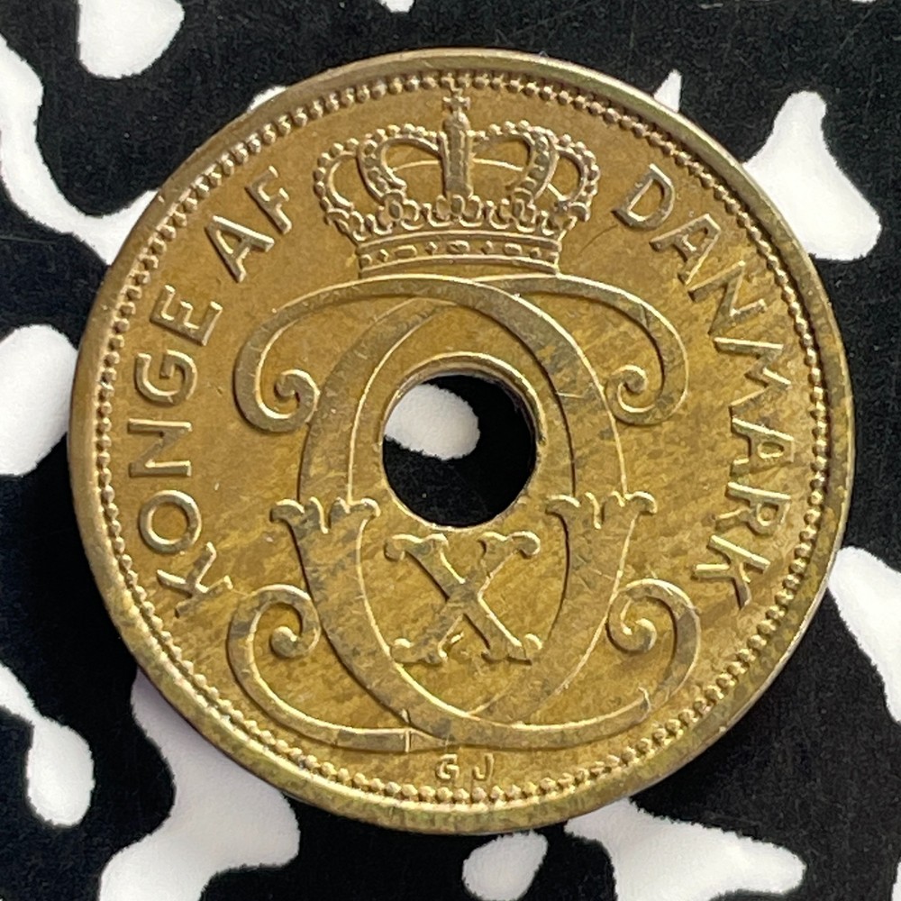 1935 Denmark 2 Ore Lot#C3040 Nice!