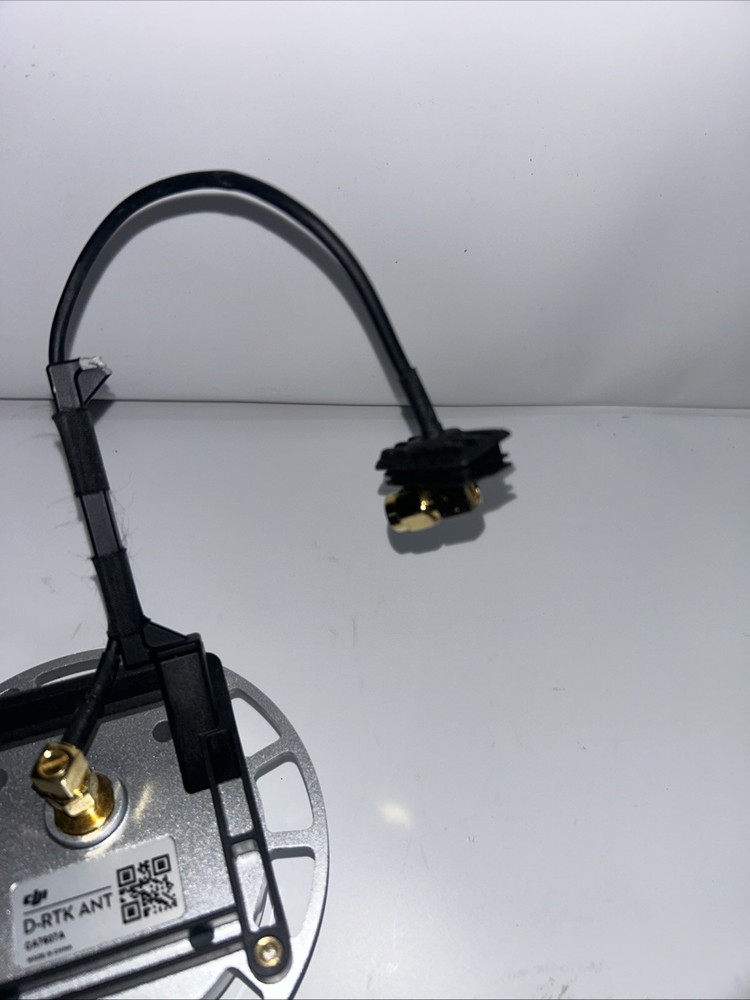 Harxon CA7607A HIGH PRECISION COMPACT GNSSANTENNA FOR AVIATION