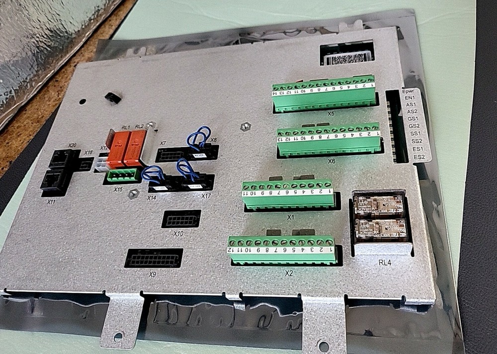 ABB DSQC643 Panel Board 3HAC024488-001/04