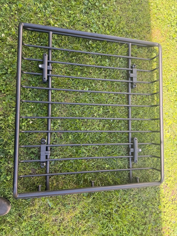 Yakima LoadWarrior Medium Sized Cargo Basket | USED | Minor Scratches [NO KEY]