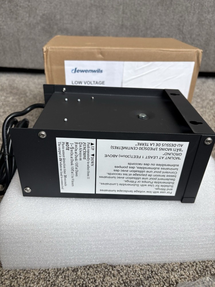 200W Low Voltage Landscape Lighting Transformer with Timer and Photocell Sensor