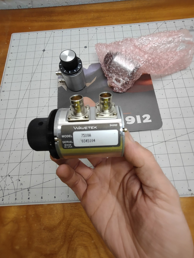 WAVETEK Model 7510A - 75 Ohm Step Attenuator - 0-10 dB - 1 dB Per Step New!