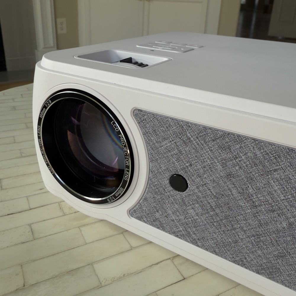 Bundle Toptro X3 projector white, includes hdmi and remote