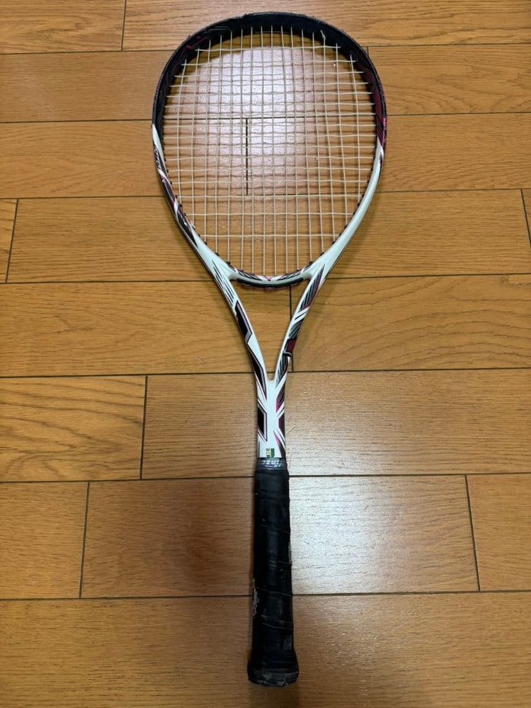 Tennis racket Mizuno with bonus