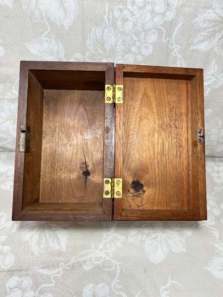 Diminutive Blanket Chest Probably made by a Cabinet Maker No Key