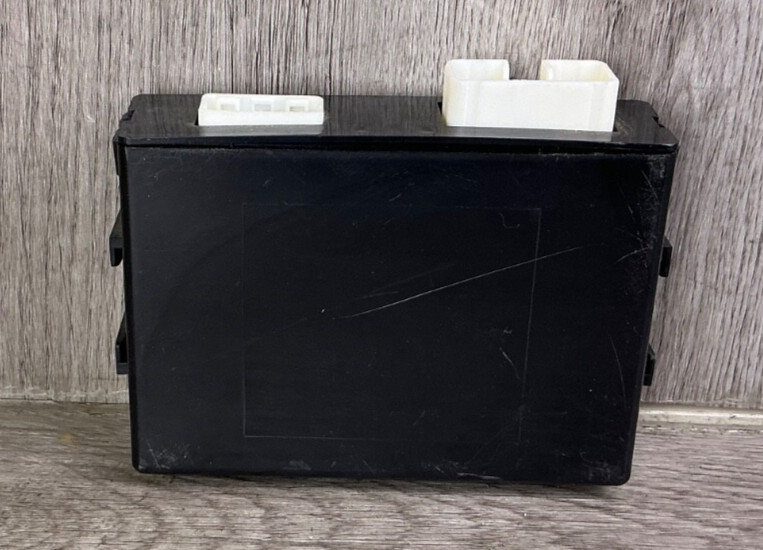 2008-2016 Toyota  Rav4 Remote Start Module  Sequoia  module only OEM