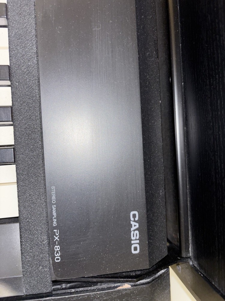 Casio Privia PX-830