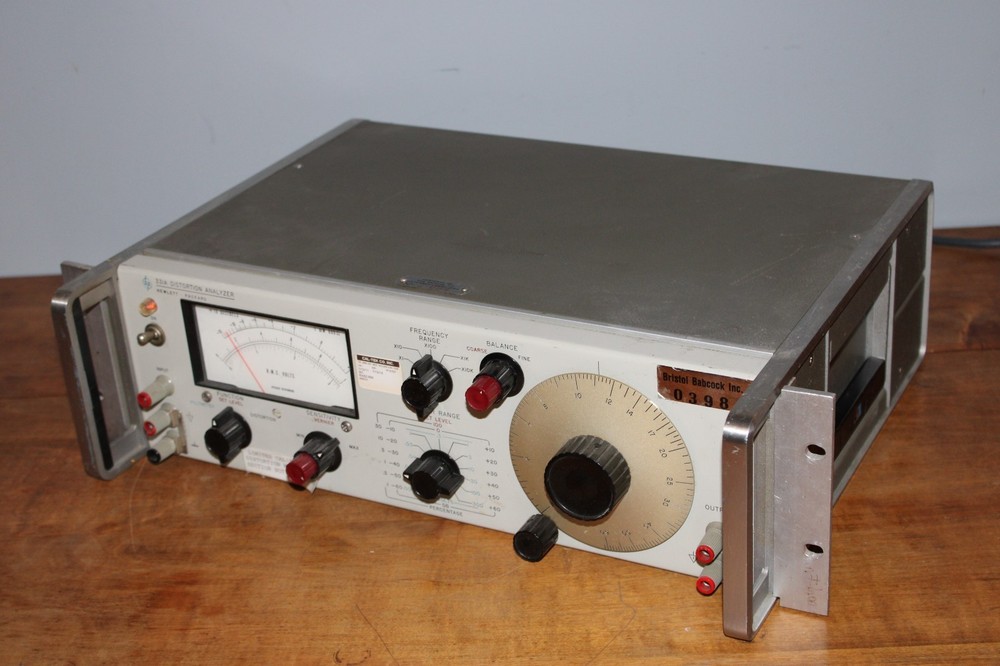 HP Hewlett Packard Distortion Analyzer 331A (POWERS ON -UNTESTED)