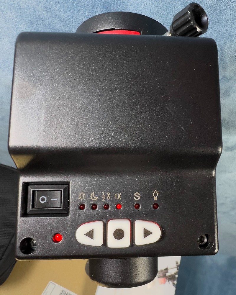 iOptron SkyGuider Pro Camera Mount + Polar Scope and Green Laser Pointer