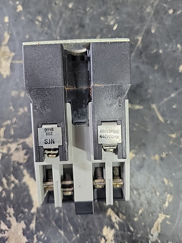 SQUARE D Square D Control Relay Class 8501 Type X0 20 Series A