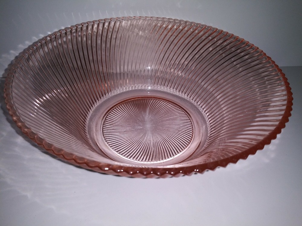 Pink Ribbed Swirled Bowl