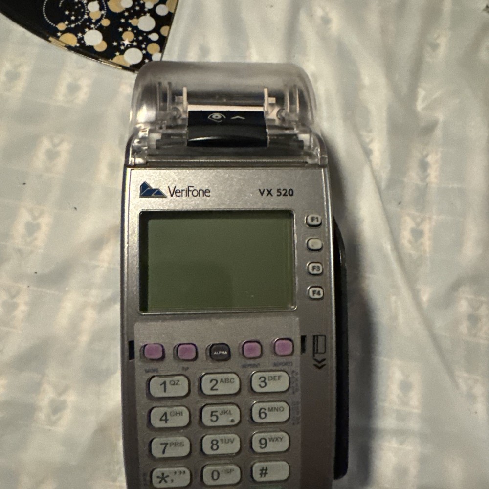Verifone Card Machine VX-520 Payment  Untested.