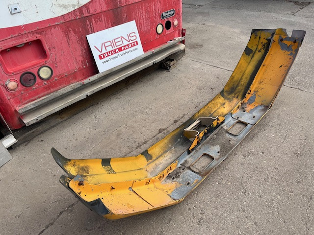 FORD FORD BUMPER ASSEMBLY