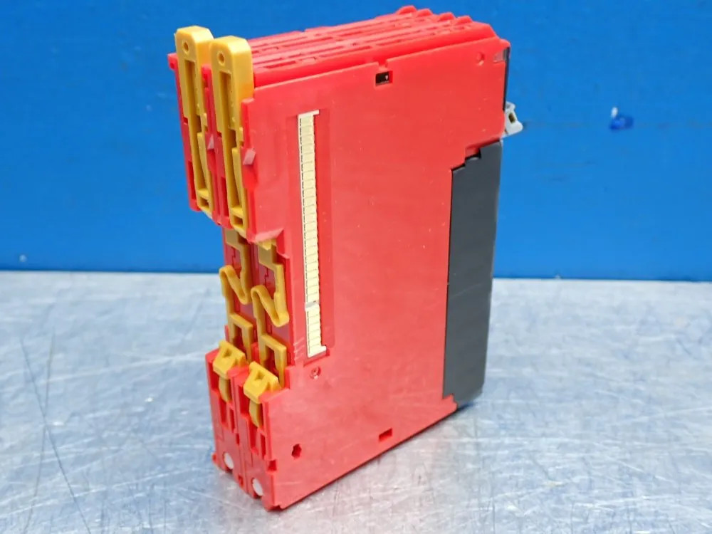 OMRON SAFETY I/O CONTROL UNIT, 2PCS NX-SOD400